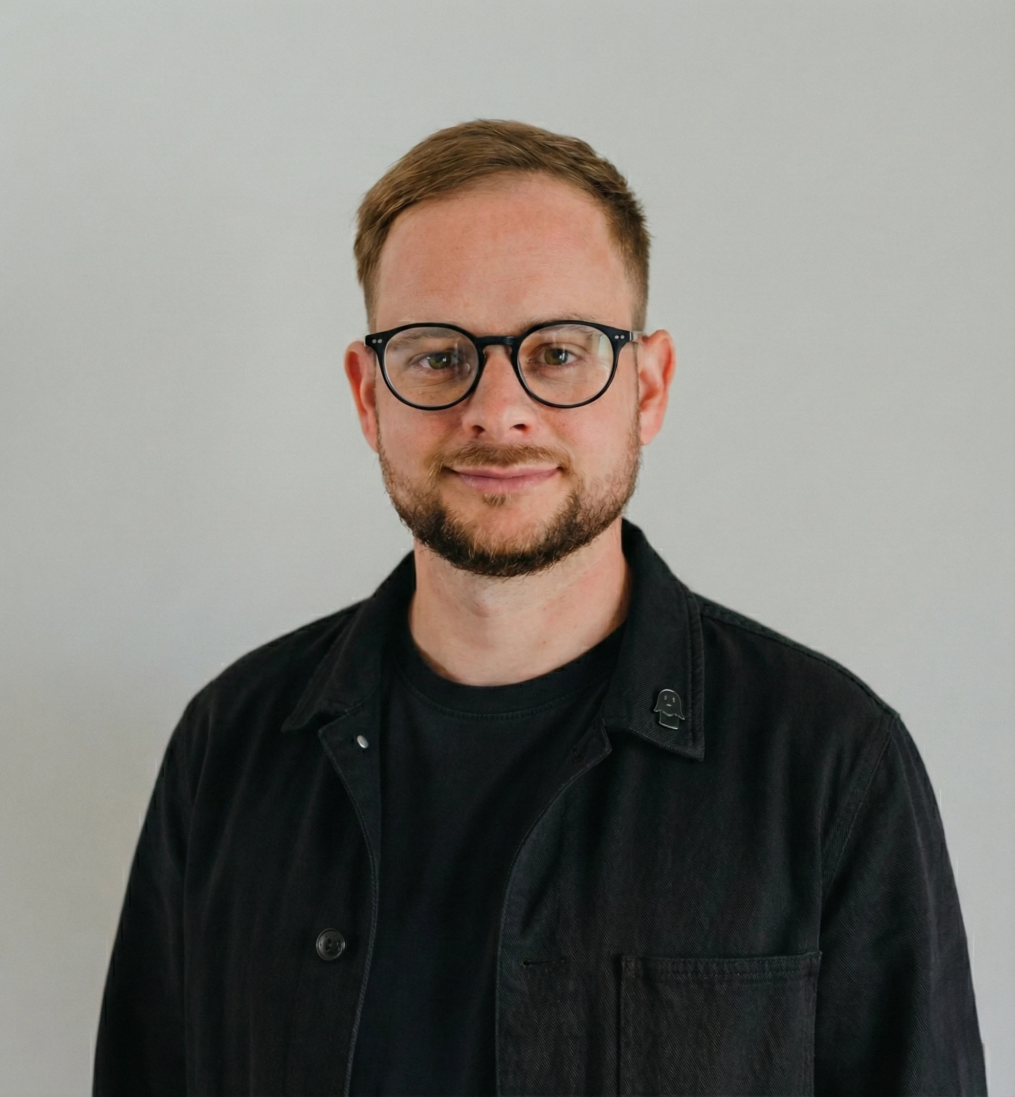 Portrait of Antony Bozhatarnyk, Sr Product Designer